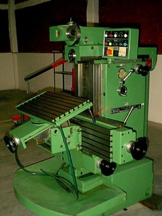 FRESADORAS HERRAMENTAL - TOS