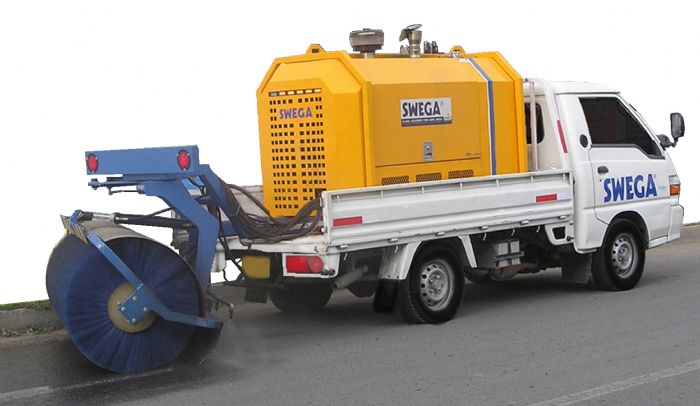 BARREDORA DE SELLO 801 TAIL SWEEPER - SWEGA