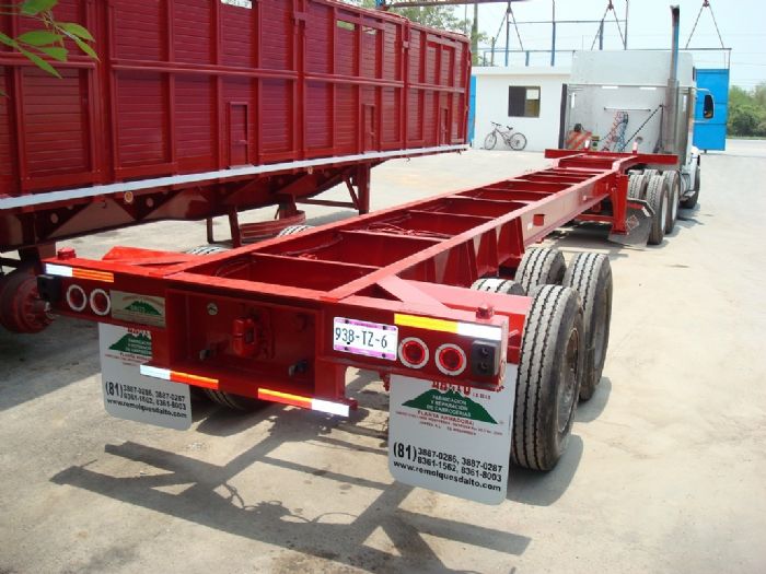 CHASIS PORTA CONTENEDOR DE 40 PIES 2 EJES SUSP. NEUMATICA CON GANCHO - DALTO