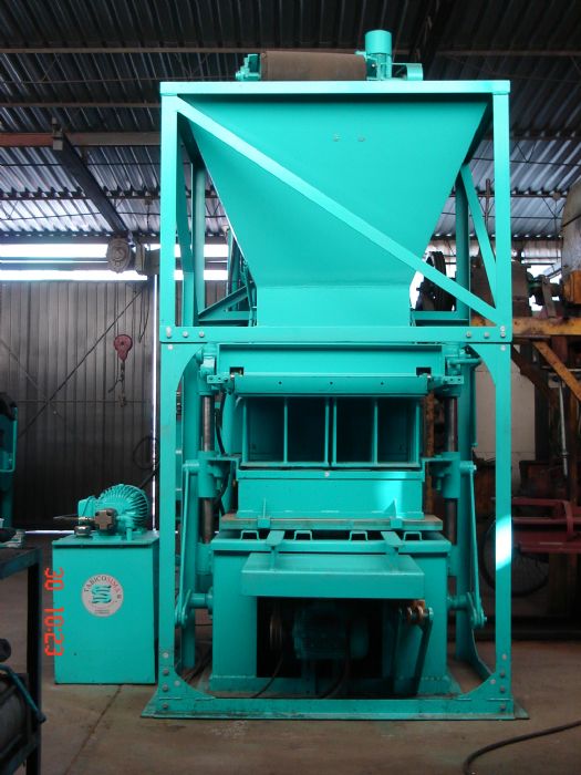 MAQUINAS BLOQUERAS - TABICOSIMA S.A DE C.V