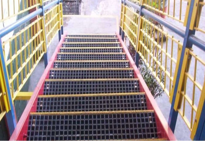 ESCALERAS USO INDUSTRIAL - MEXICAN FIBERS