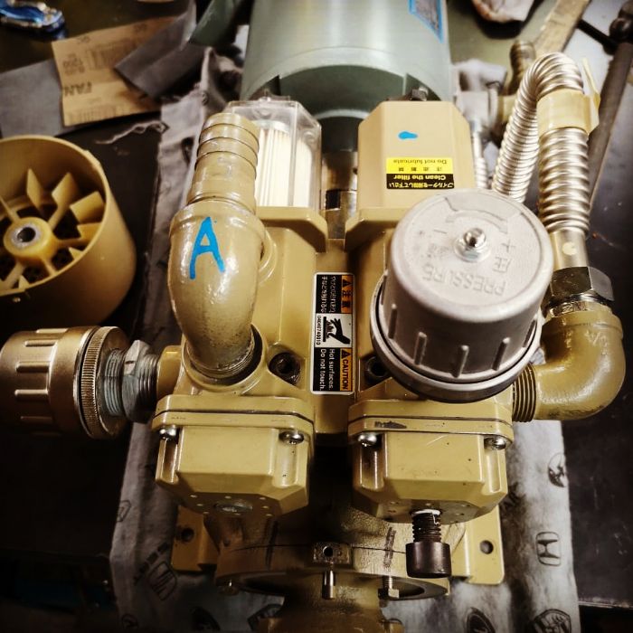 Bombas de vacío y compresores. - BECKER, RIETSCHLE, BUSCH ,Le ROI,  SULLAIR, ITSA, 