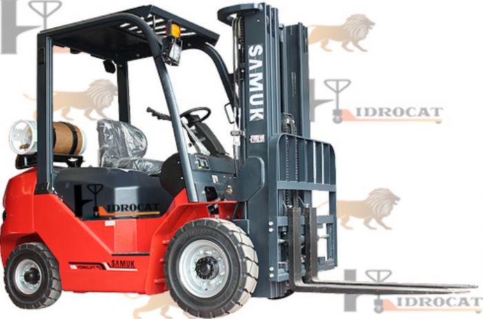 Montacargas Gas/ Eléctrico  - Samuck 