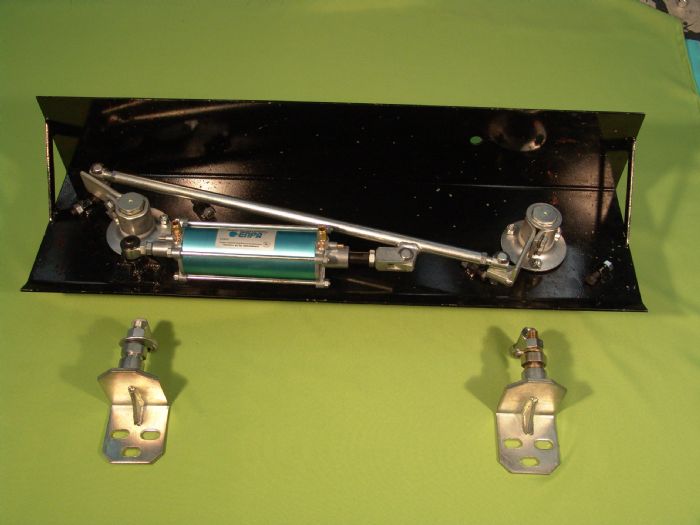 MECANISMO NEUMATICO-MECANICO PARA ACCIONAMIENTO DE PUERTAS - ENPA