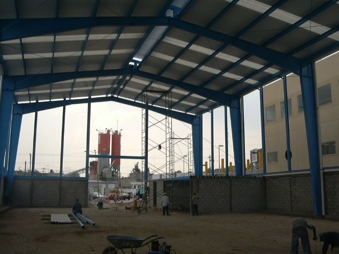 Naves Industriales - 