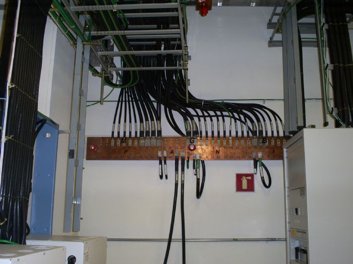 INSTALACIONES  A TIERRA - 