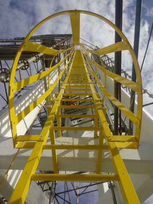 ESCALERA MARINA CON CUBIERTA - MEXICAN FIBERS