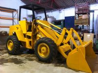 CARGADOR FRONTAL CASE